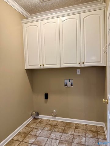 1004 Danbury Lane SE, Decatur, AL 35601