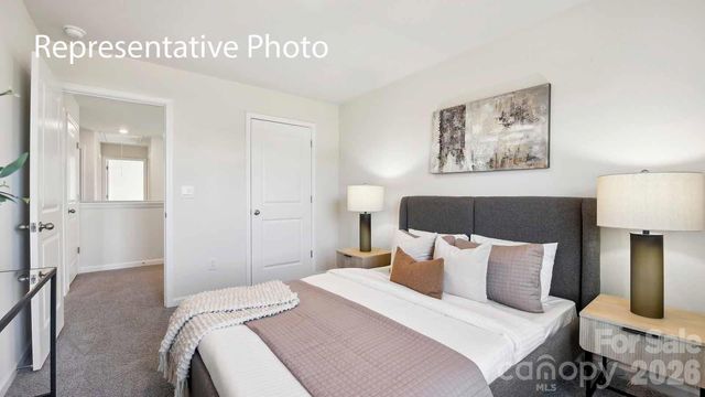 672 13th Avenue Drive NE, Hickory, NC 28601