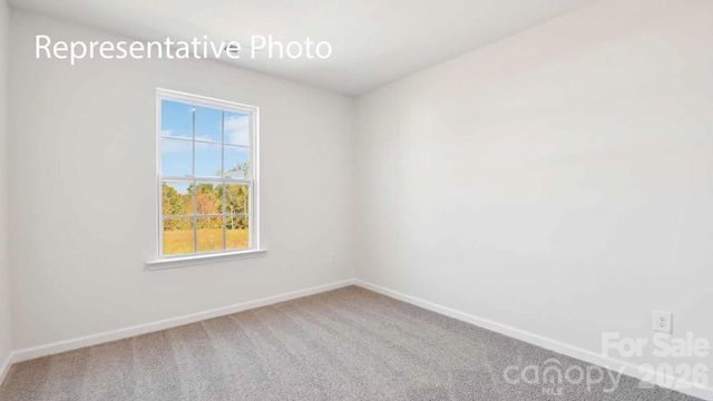 672 13th Avenue Drive NE, Hickory, NC 28601