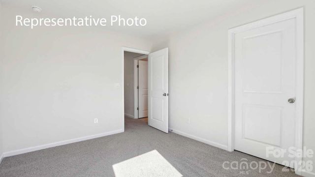 672 13th Avenue Drive NE, Hickory, NC 28601