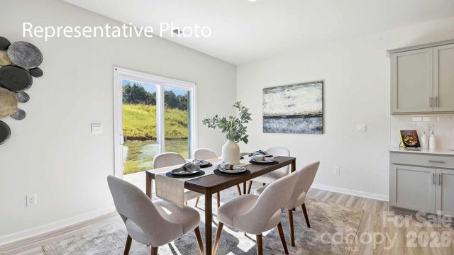 672 13th Avenue Drive NE, Hickory, NC 28601