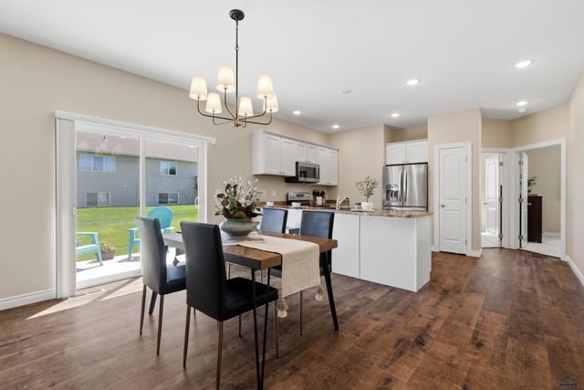 2041 WESLEYAN BLVD, Rapid City, SD 57702