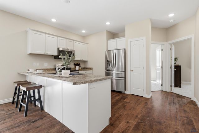2041 WESLEYAN BLVD, Rapid City, SD 57702