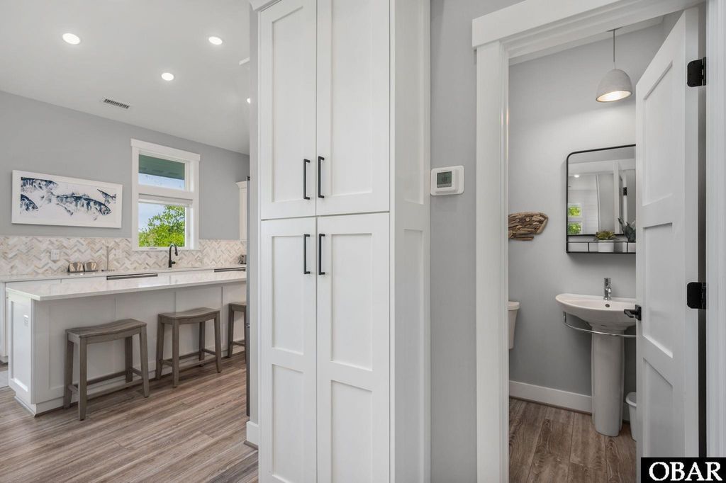 Image 15 of property listing at 769 Gulfstream Court, Corolla, NC 27927