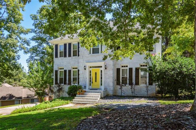 3524 Pine Grove Drive, Douglasville, GA 30135