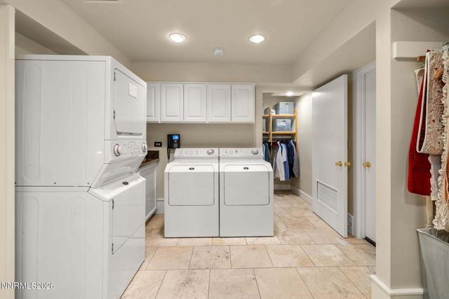 801 Dartmouth Drive, Reno, NV 89509