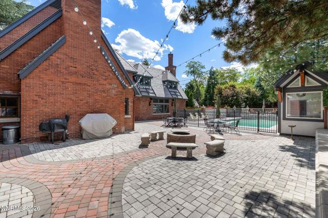 801 Dartmouth Drive, Reno, NV 89509