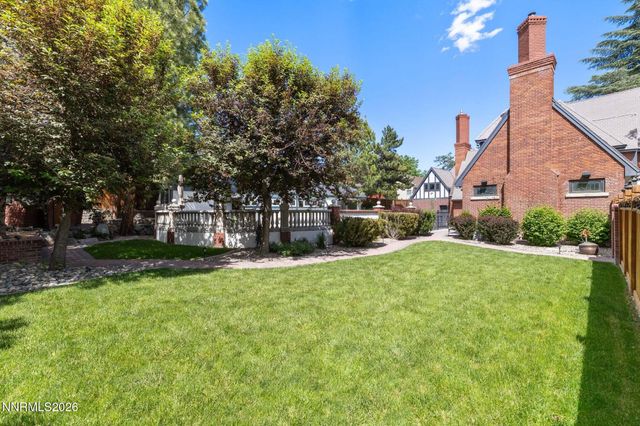 801 Dartmouth Drive, Reno, NV 89509