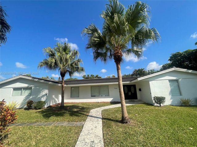 7361 SW 117th Terrace, Pinecrest, FL 33156