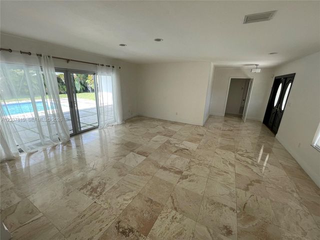 7361 SW 117th Terrace, Pinecrest, FL 33156
