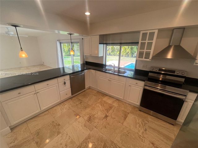 7361 SW 117th Terrace, Pinecrest, FL 33156