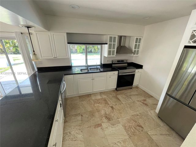 7361 SW 117th Terrace, Pinecrest, FL 33156