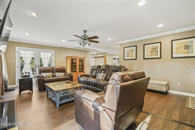 12 Whitman Boulevard, Manalapan, NJ 07726