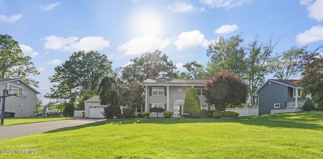12 Whitman Boulevard, Manalapan, NJ 07726