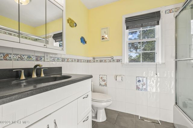 12 Whitman Boulevard, Manalapan, NJ 07726
