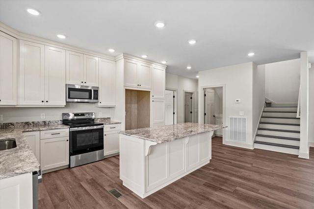 1067 Tucker School Road, Cohutta, GA 30710