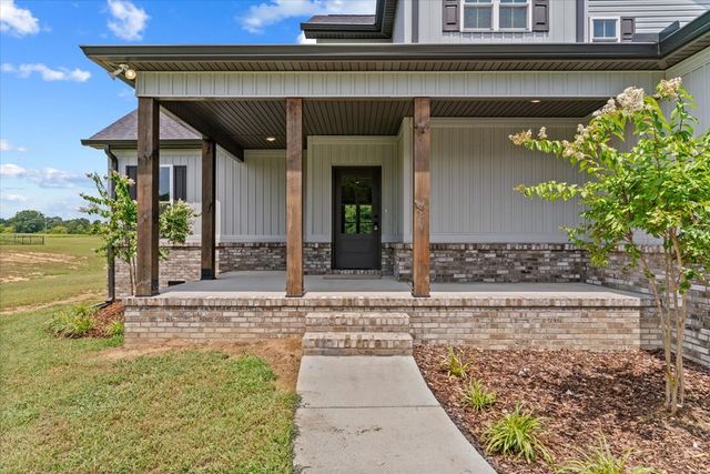 1067 Tucker School Road, Cohutta, GA 30710