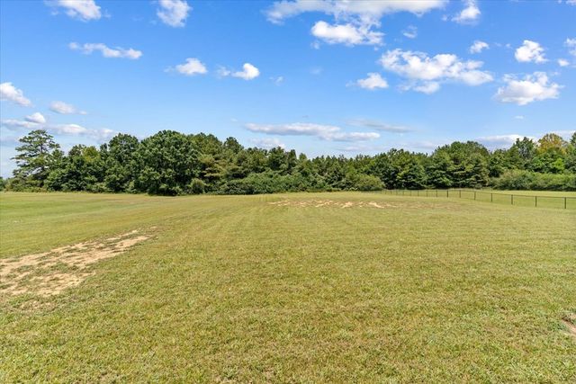 1067 Tucker School Road, Cohutta, GA 30710