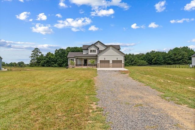 1067 Tucker School Road, Cohutta, GA 30710