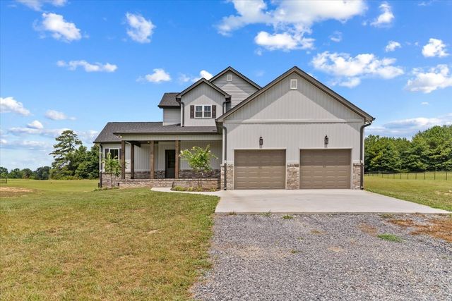 1067 Tucker School Road, Cohutta, GA 30710