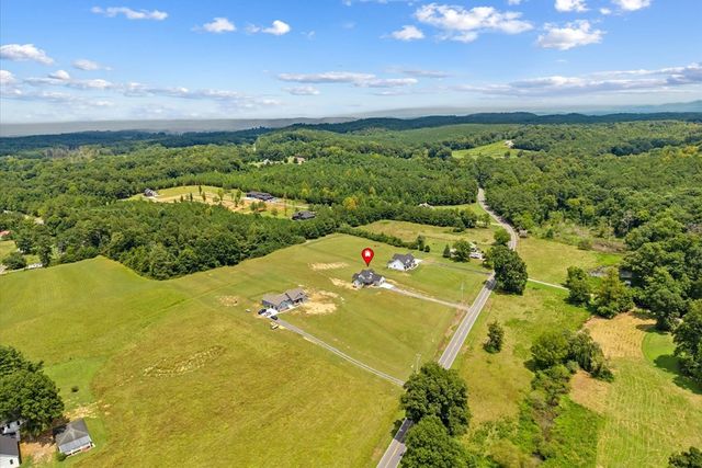 1067 Tucker School Road, Cohutta, GA 30710