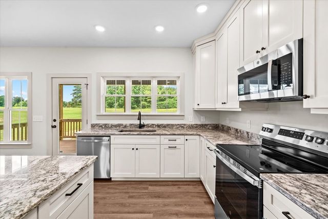 1067 Tucker School Road, Cohutta, GA 30710