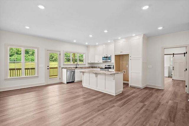 1067 Tucker School Road, Cohutta, GA 30710