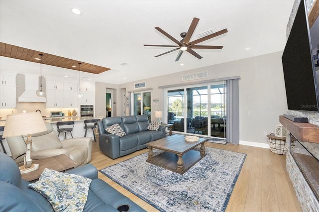 18805 VALLETA AVENUE, Venice, FL 34293