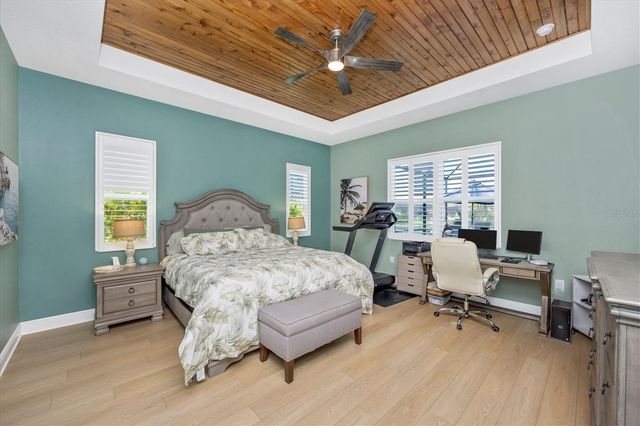 18805 VALLETA AVENUE, Venice, FL 34293