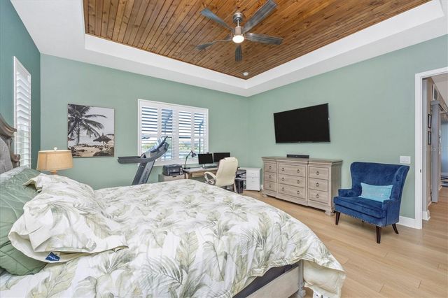 18805 VALLETA AVENUE, Venice, FL 34293