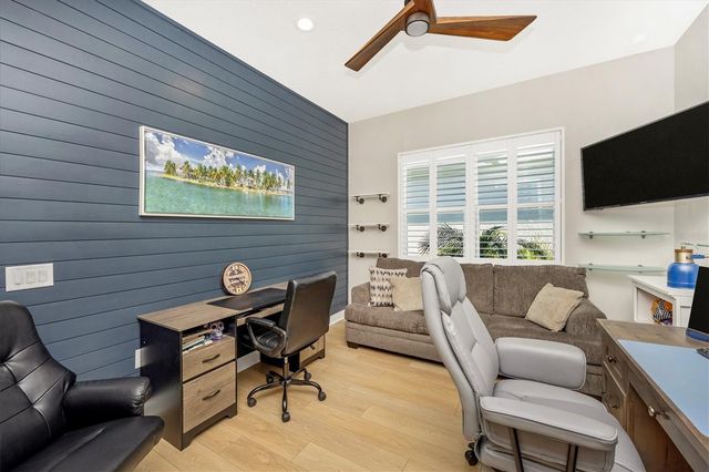 18805 VALLETA AVENUE, Venice, FL 34293