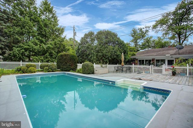 405 WESTOVER ROAD, Shippensburg, PA 17257