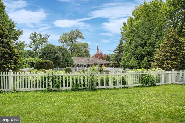 405 WESTOVER ROAD, Shippensburg, PA 17257