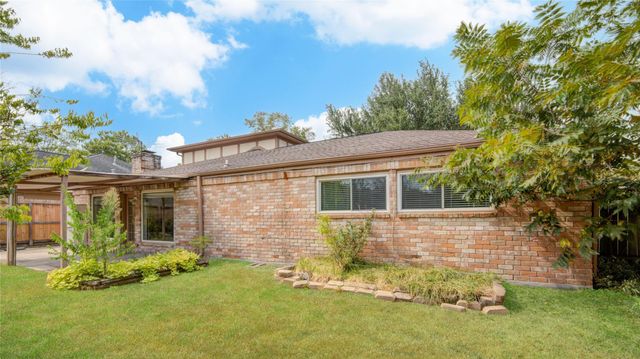 14211 Ella Lee Lane, Houston, TX 77077