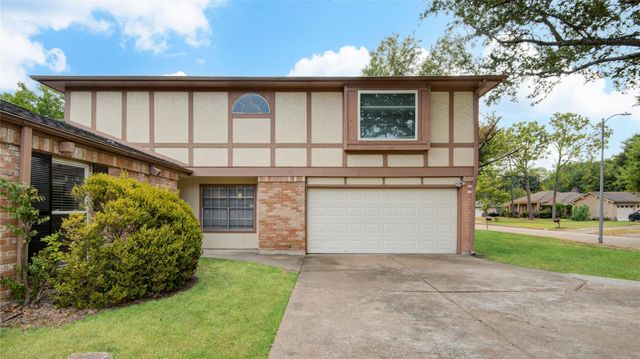 14211 Ella Lee Lane, Houston, TX 77077