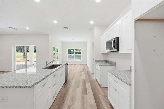 13404 NEW YORK AVENUE, Astatula, FL 34705