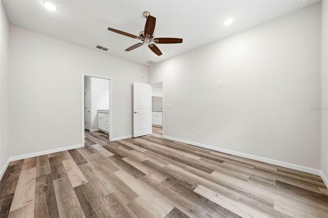 13404 NEW YORK AVENUE, Astatula, FL 34705