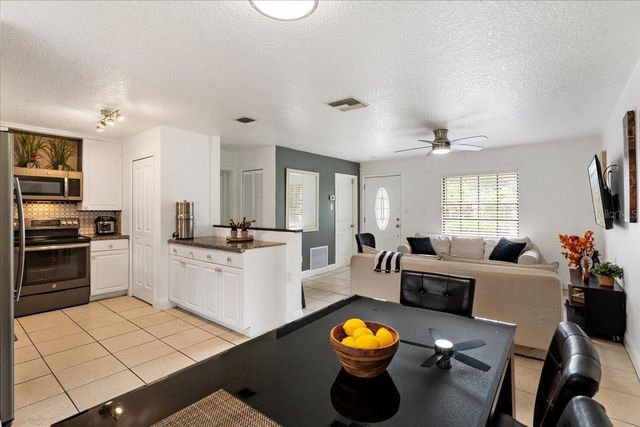 328 PANAMA CIRCLE, Winter Springs, FL 32708