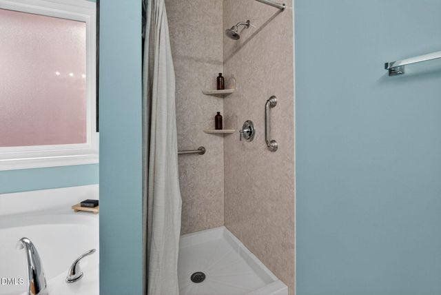 508 Heathridge Lane, Cary, NC 27513