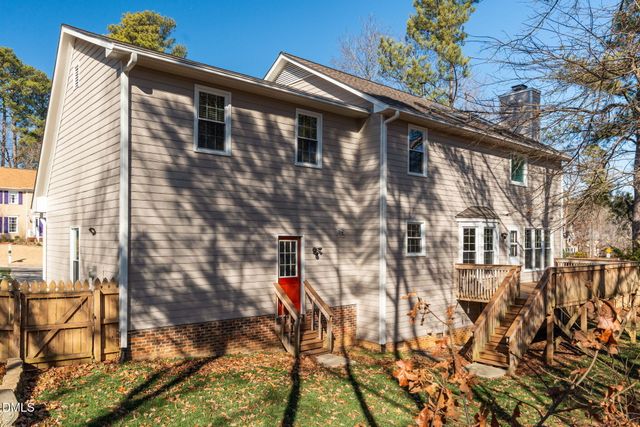 508 Heathridge Lane, Cary, NC 27513