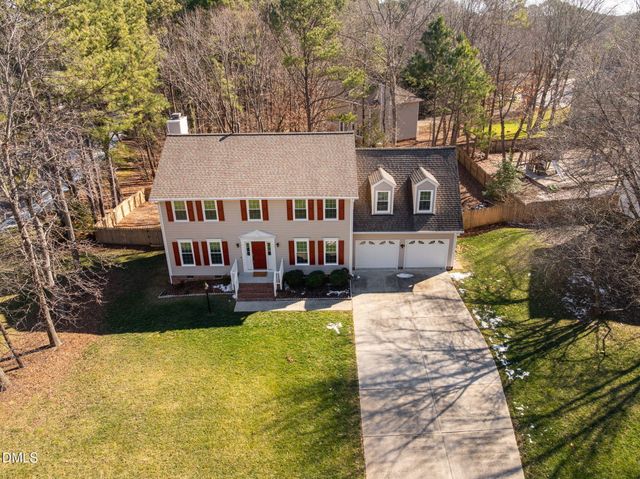 508 Heathridge Lane, Cary, NC 27513