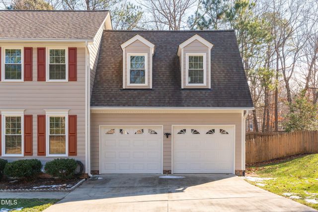 508 Heathridge Lane, Cary, NC 27513