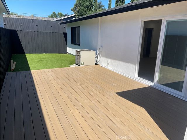 23926 Hamlin Street, West Hills, CA 91307