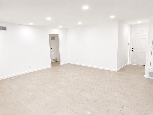 23926 Hamlin Street, West Hills, CA 91307