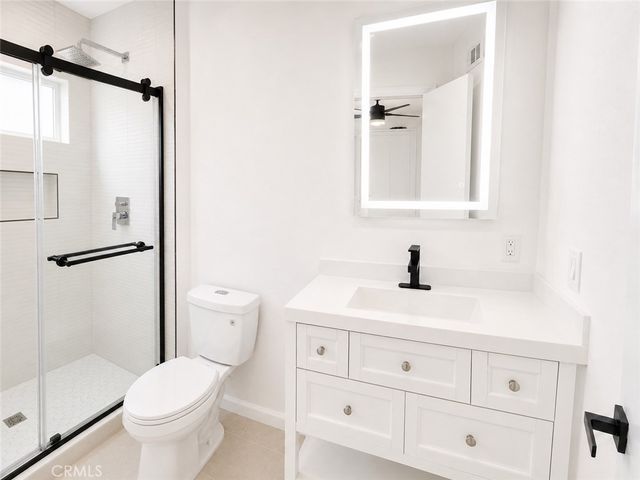 23926 Hamlin Street, West Hills, CA 91307
