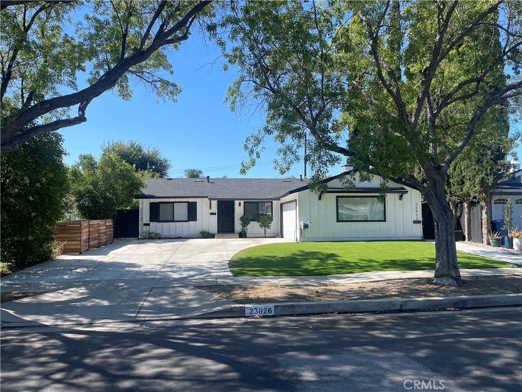 23926 Hamlin Street, West Hills, CA 91307