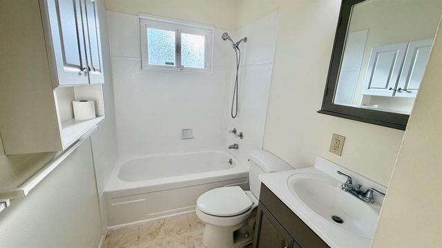 3745 Becerra Way, Sacramento, CA 95821