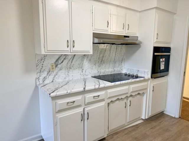 3745 Becerra Way, Sacramento, CA 95821