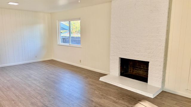 3745 Becerra Way, Sacramento, CA 95821