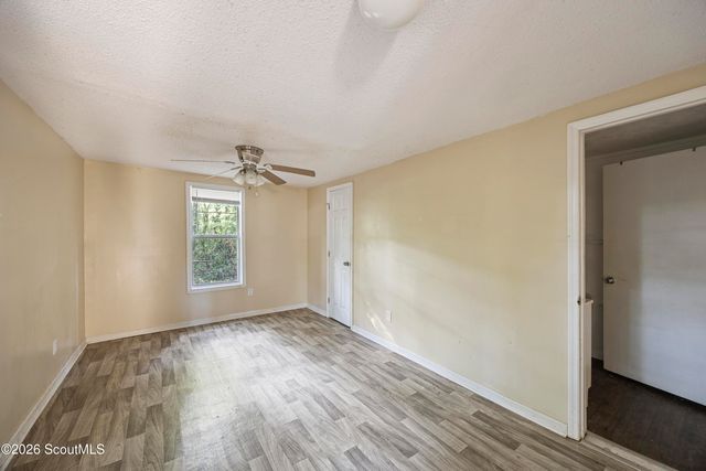 902 Martin Luther King Jr Boulevard, Darien, GA 31305